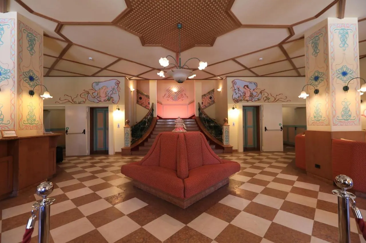 Aparthotel Palace Pontedilegno Resort Ponte Di Legno Italy